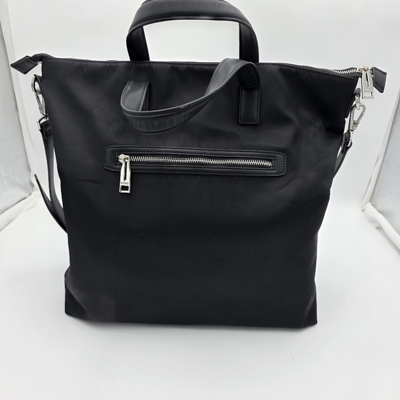 Reiss Carlton Nylon Black Messenger Bag - Picture 2 of 16